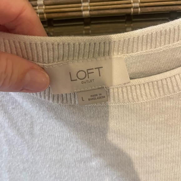 LOFT Soft Cream Knit sweater - Picture 2 of 4